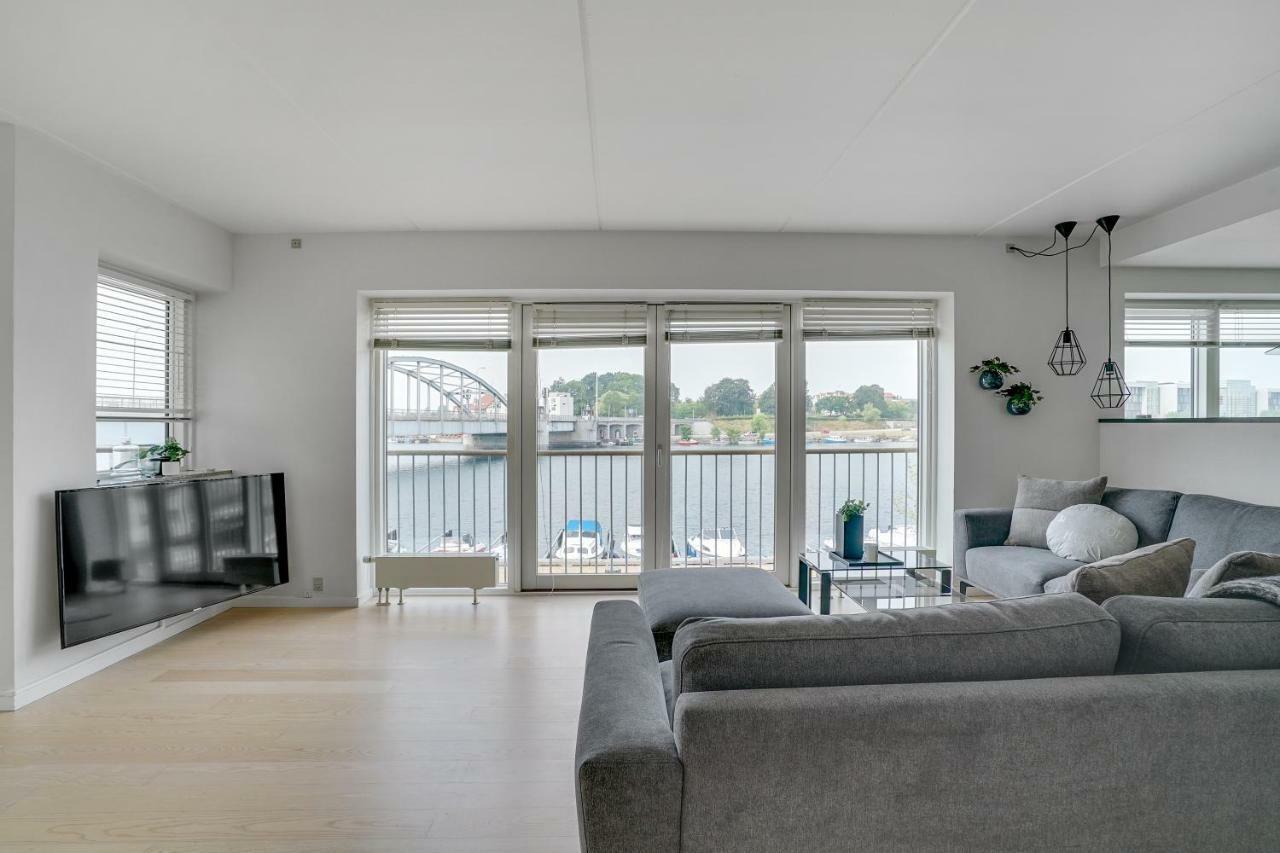 Luxury City Center Harbour Apartment 2 Bedroom Sønderborg Exteriör bild